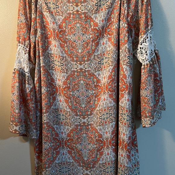 Emma & Michele Beautiful Orange Print with 3/4 sleeves. - Picture 3 of 6